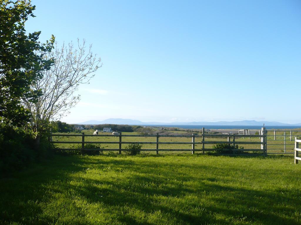 Beezies Self Catering Cottages Grange  Exteriör bild