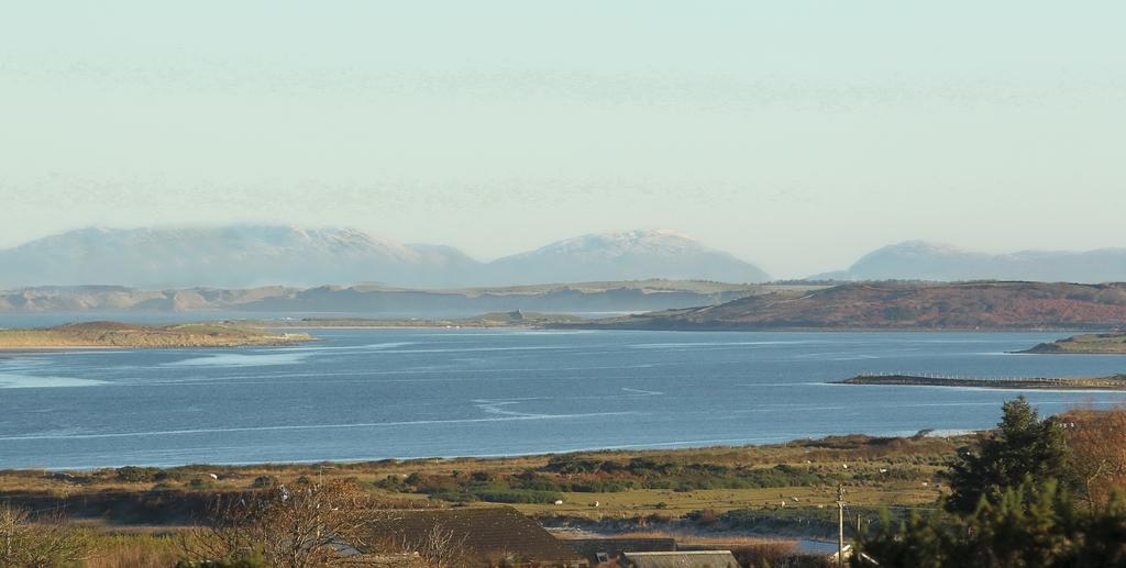 Beezies Self Catering Cottages Grange  Exteriör bild